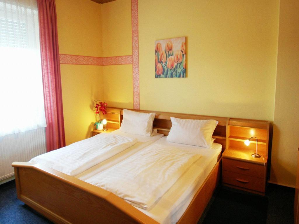 Hotel Konert Bergheim  Phòng bức ảnh