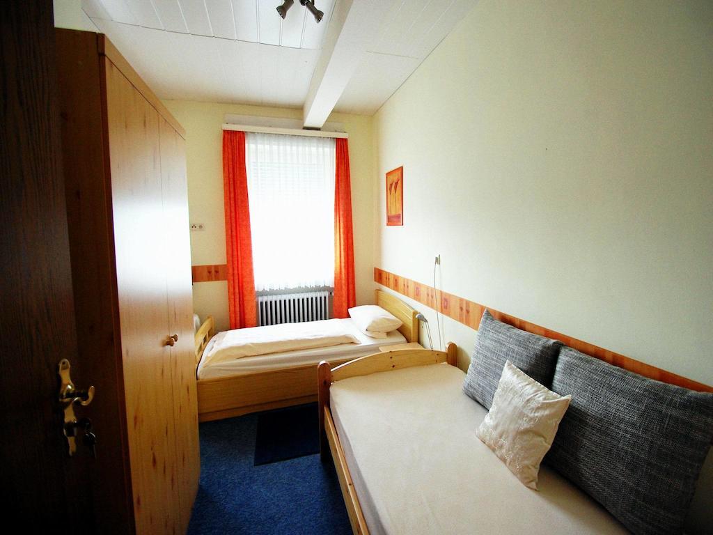 Hotel Konert Bergheim  Ngoại thất bức ảnh