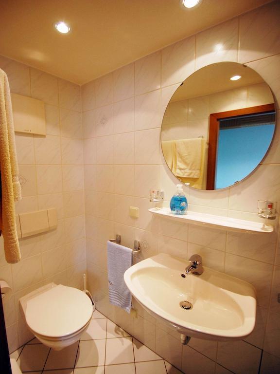 Hotel Konert Bergheim  Phòng bức ảnh
